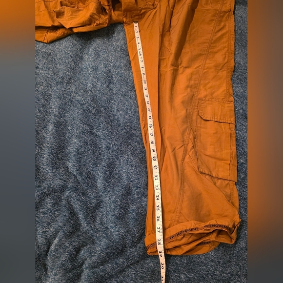 NWOT FP movement mesmerize me pants sz lrg - Picture 7 of 9